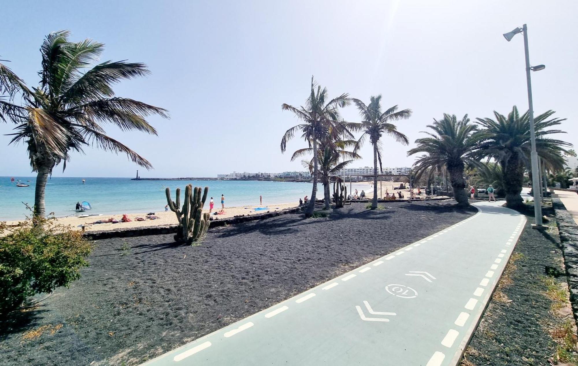 Luxury Bungalow Playa Roca Costa Teguise Bagian luar foto